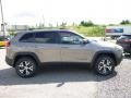 Light Brownstone Pearl - Cherokee Trailhawk 4x4 Photo No. 8