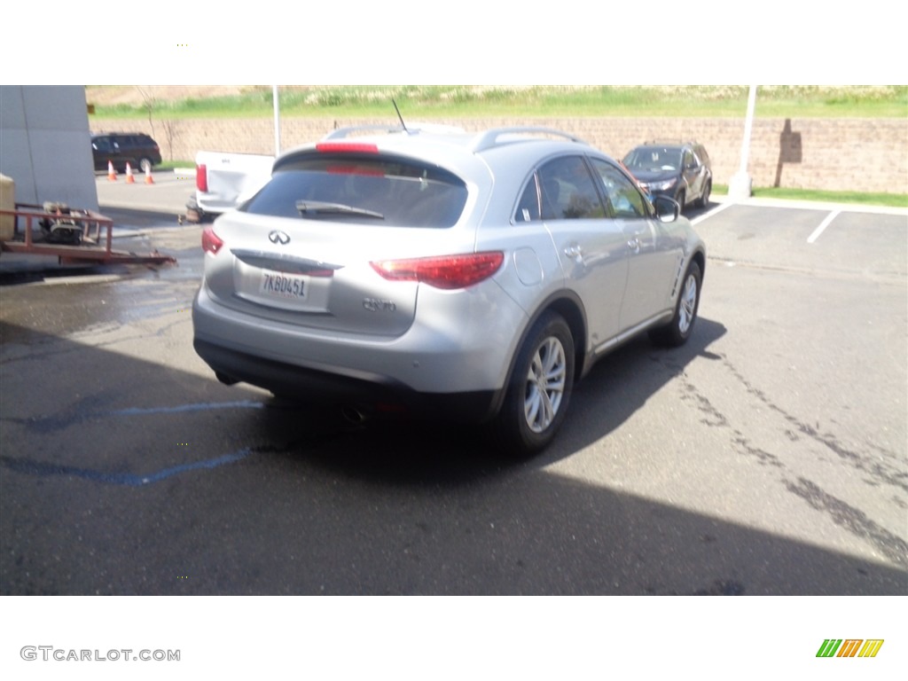 2015 QX70 AWD - Liquid Platinum / Graphite photo #7