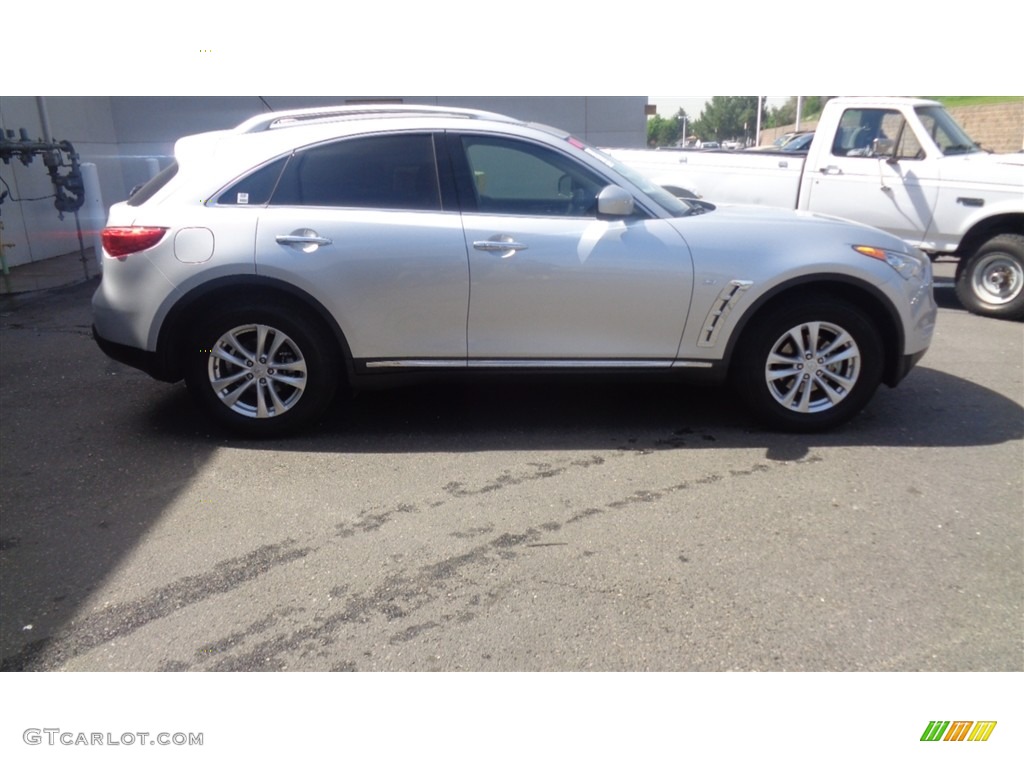 2015 QX70 AWD - Liquid Platinum / Graphite photo #8