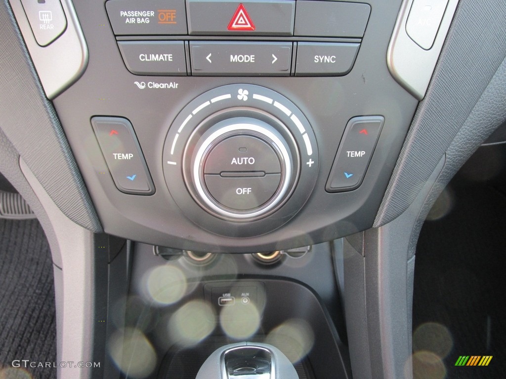 2017 Hyundai Santa Fe Sport 2.0T Controls Photo #113541697