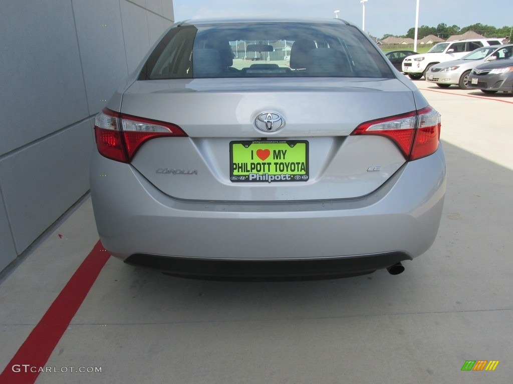 2016 Corolla LE - Classic Silver Metallic / Ash photo #5