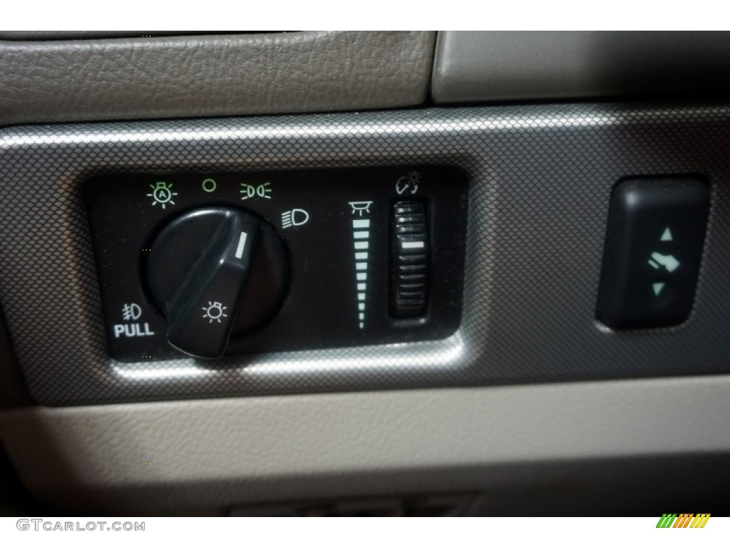 2004 LS V8 - Cashmere Tri-Coat / Dark Stone/Medium Light Stone photo #33
