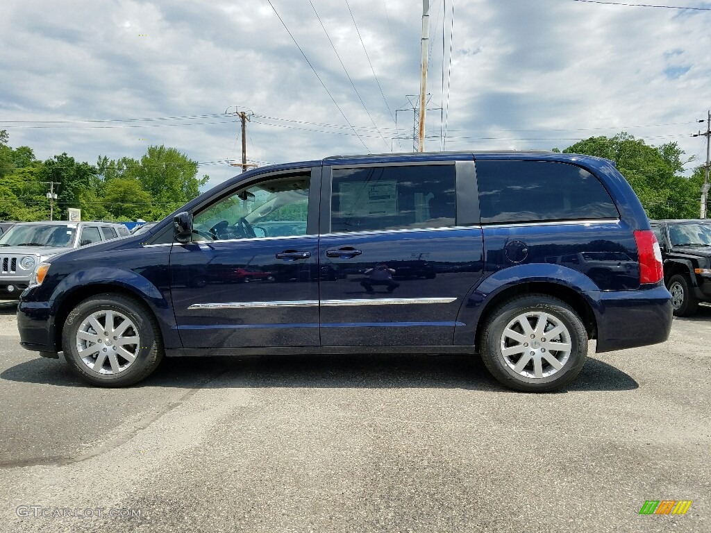 2016 Town & Country Touring - True Blue Pearl / Black/Light Graystone photo #3