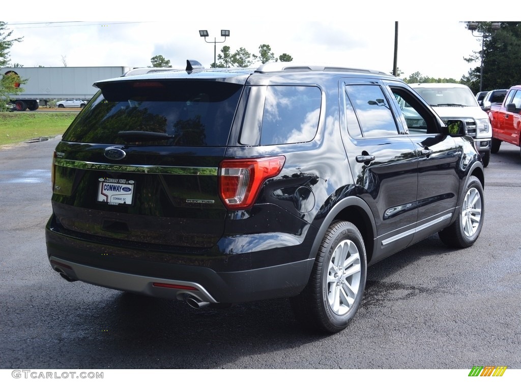 2016 Explorer XLT - Shadow Black / Ebony Black photo #3