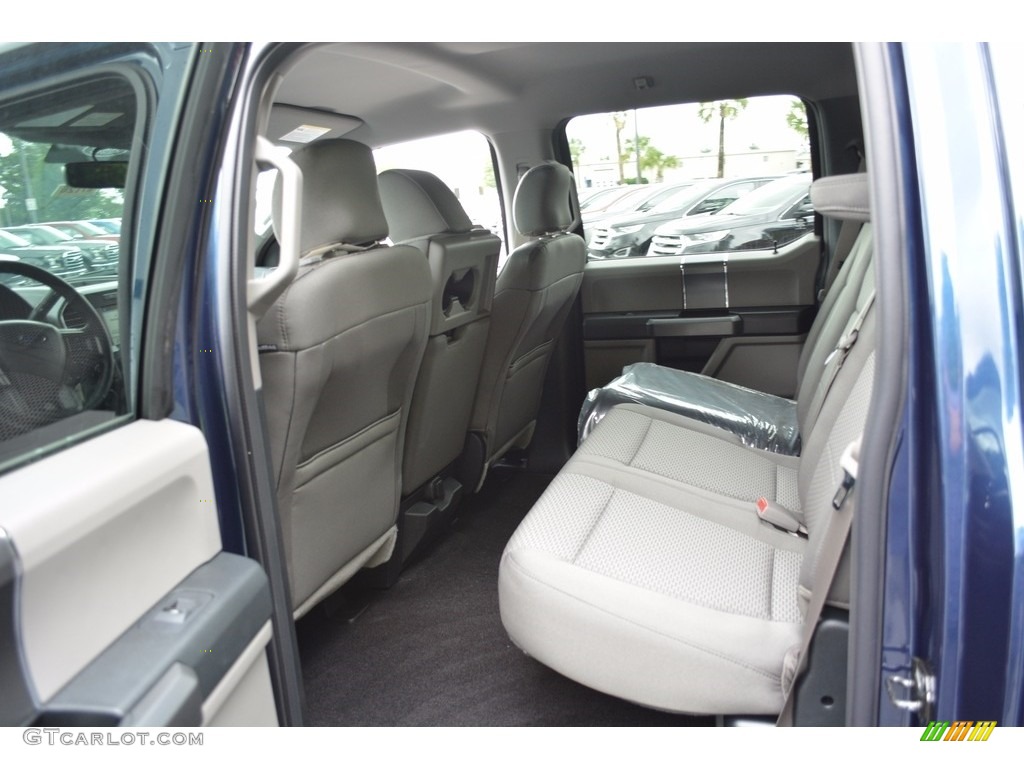 2016 F150 XLT SuperCrew - Blue Jeans / Medium Earth Gray photo #22