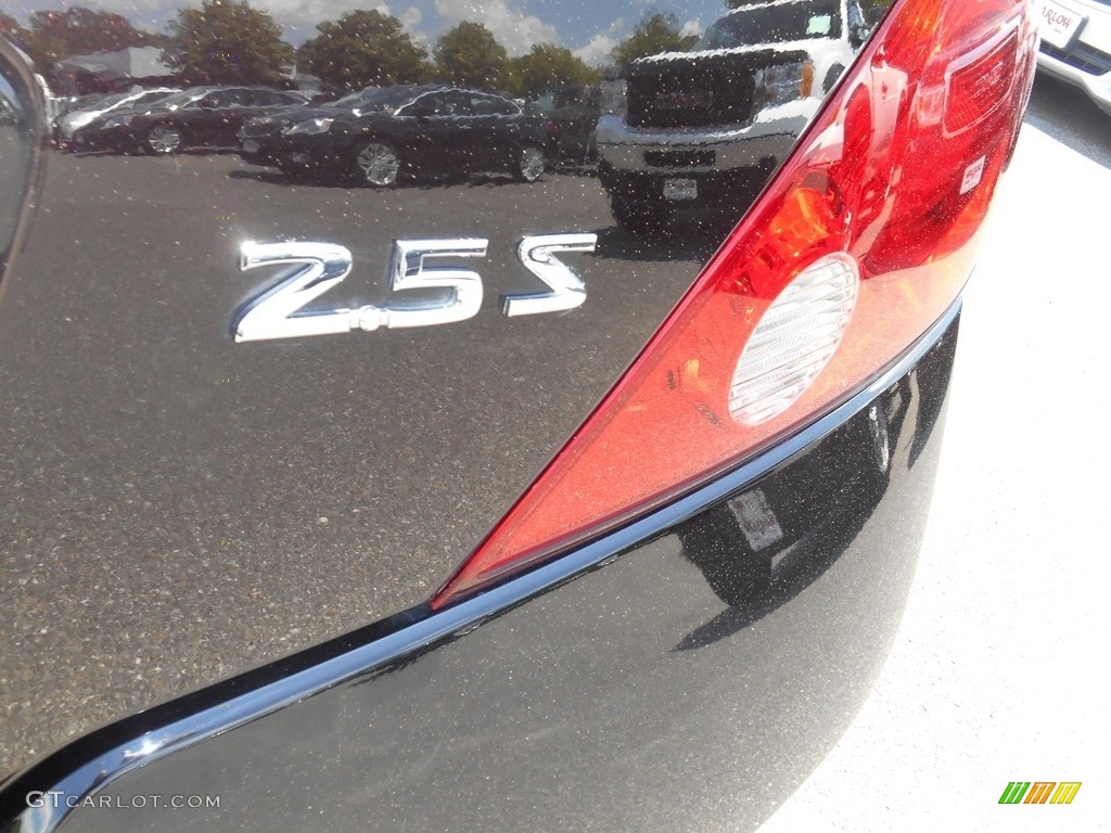 2013 Altima 2.5 S Coupe - Crimson Black / Charcoal photo #7