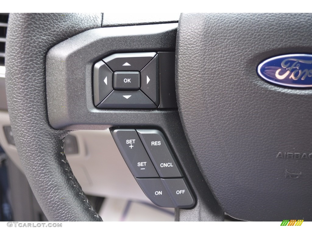 2016 F150 XLT SuperCrew - Blue Jeans / Medium Earth Gray photo #35