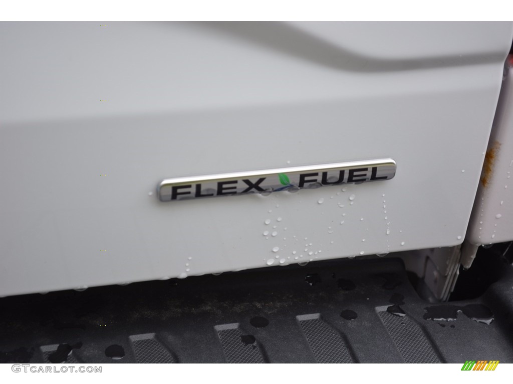 2016 F150 XLT SuperCrew - Oxford White / Medium Earth Gray photo #6
