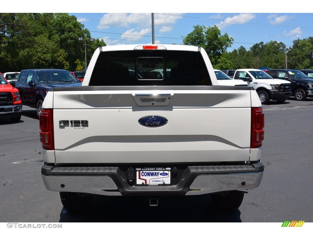 2016 F150 Lariat SuperCrew 4x4 - Oxford White / Medium Earth Gray photo #4