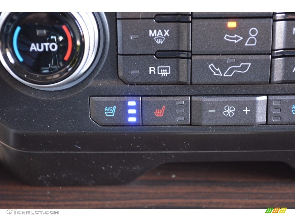 2016 F150 Lariat SuperCrew 4x4 - Oxford White / Medium Earth Gray photo #39