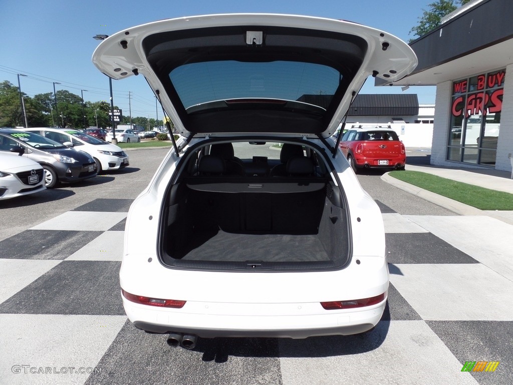 2016 Q3 2.0 TSFI Premium Plus - Cortina White / Black photo #5