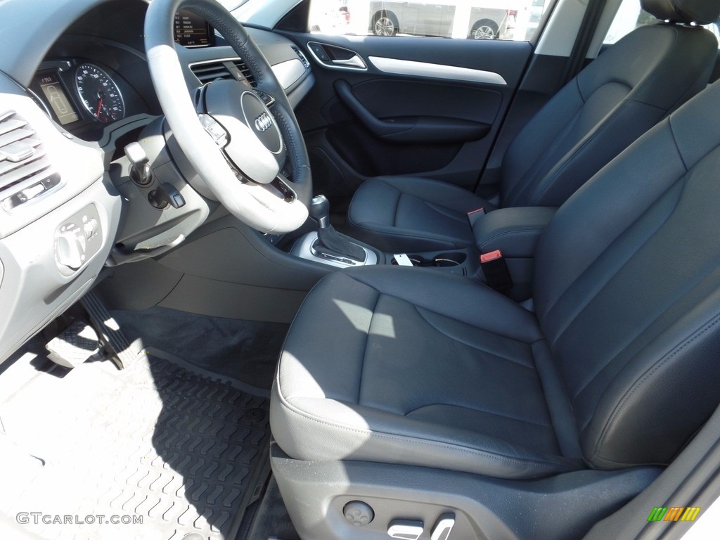 2016 Q3 2.0 TSFI Premium Plus - Cortina White / Black photo #10