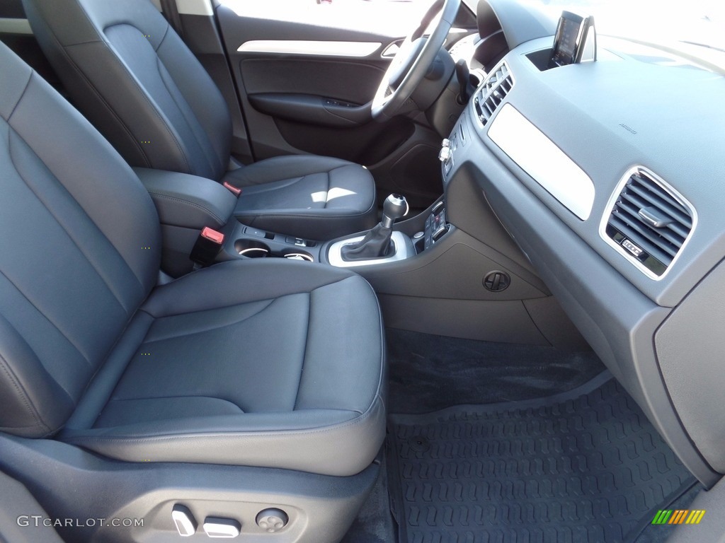 2016 Q3 2.0 TSFI Premium Plus - Cortina White / Black photo #13