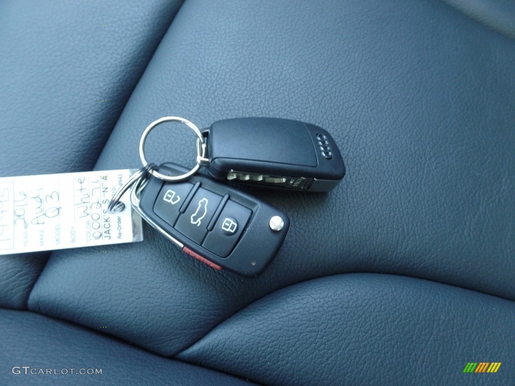 2016 Q3 2.0 TSFI Premium Plus - Cortina White / Black photo #20