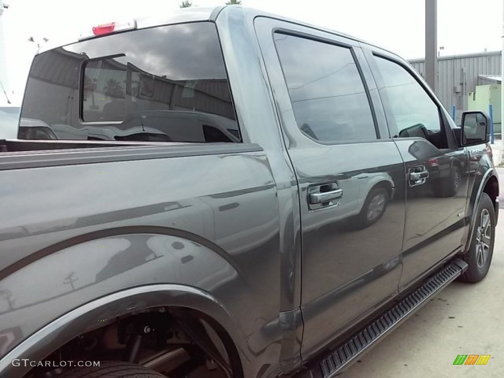 2016 F150 XLT SuperCrew - Magnetic / Black photo #31