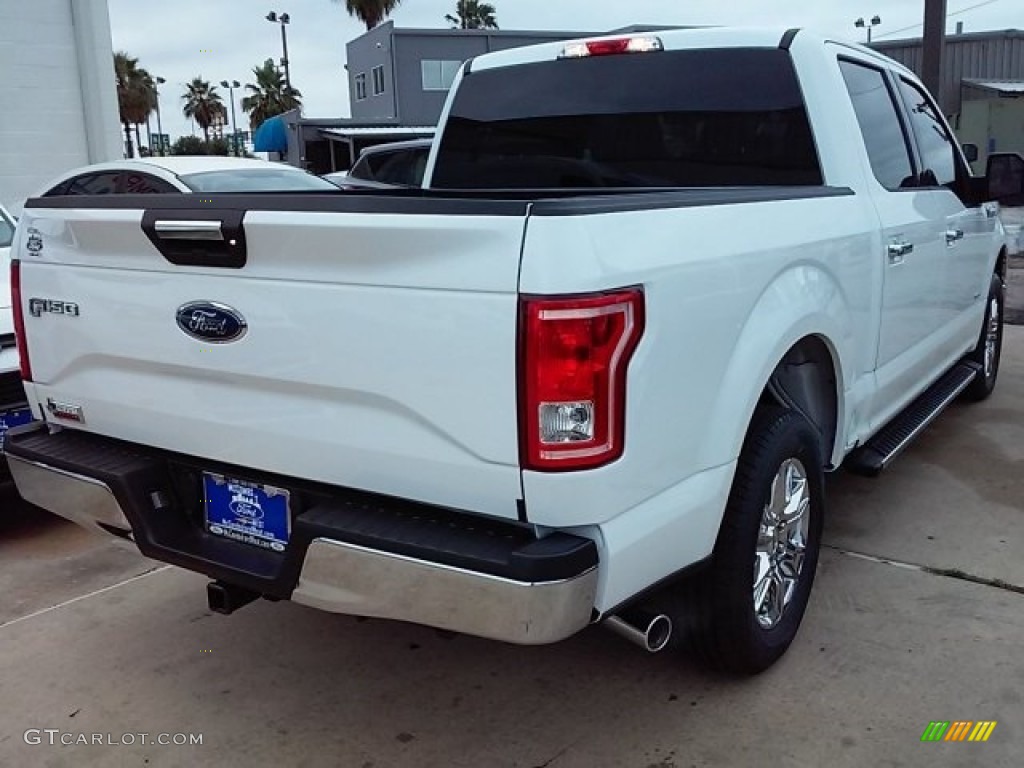 2016 F150 XLT SuperCrew - Oxford White / Medium Earth Gray photo #10