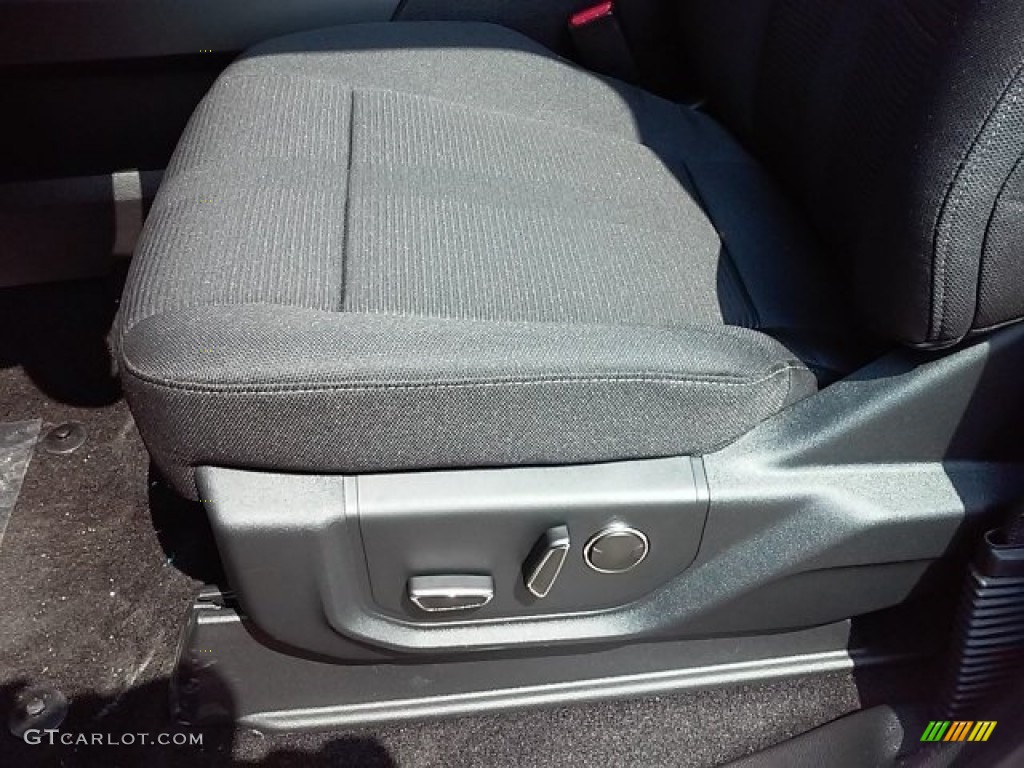 2016 F150 XLT SuperCrew - Oxford White / Black photo #3