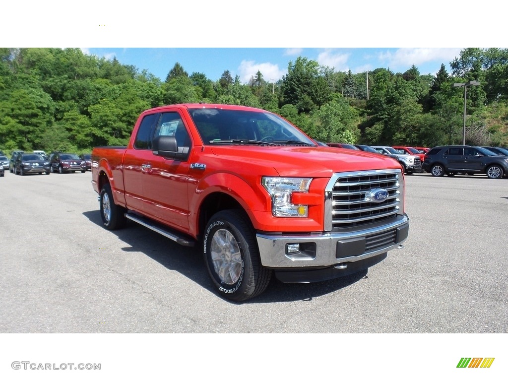 2016 F150 XLT SuperCab 4x4 - Race Red / Medium Earth Gray photo #4