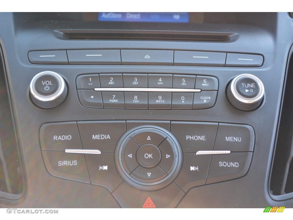 2015 Focus SE Sedan - Race Red / Charcoal Black photo #35