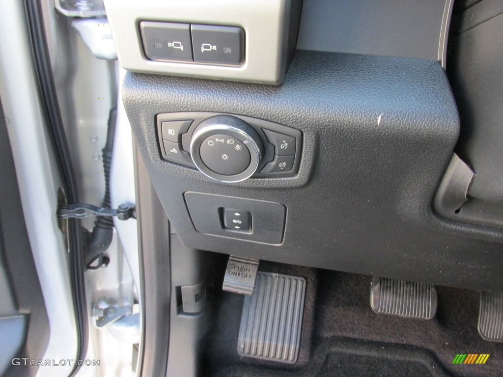 2016 F150 Lariat SuperCrew 4x4 - Ingot Silver / Black photo #36