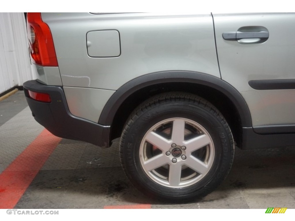 2004 XC90 2.5T AWD - Silver Metallic / Graphite photo #65