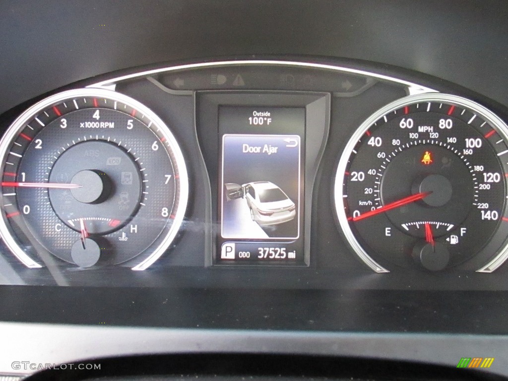 2015 Camry SE - Attitude Black Metallic / Black photo #51