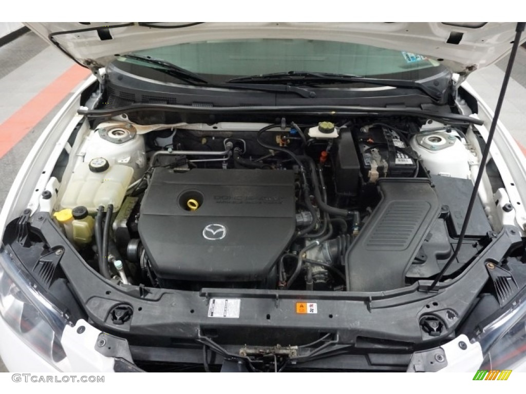 2007 MAZDA3 i Sport Sedan - Rally White / Beige photo #42