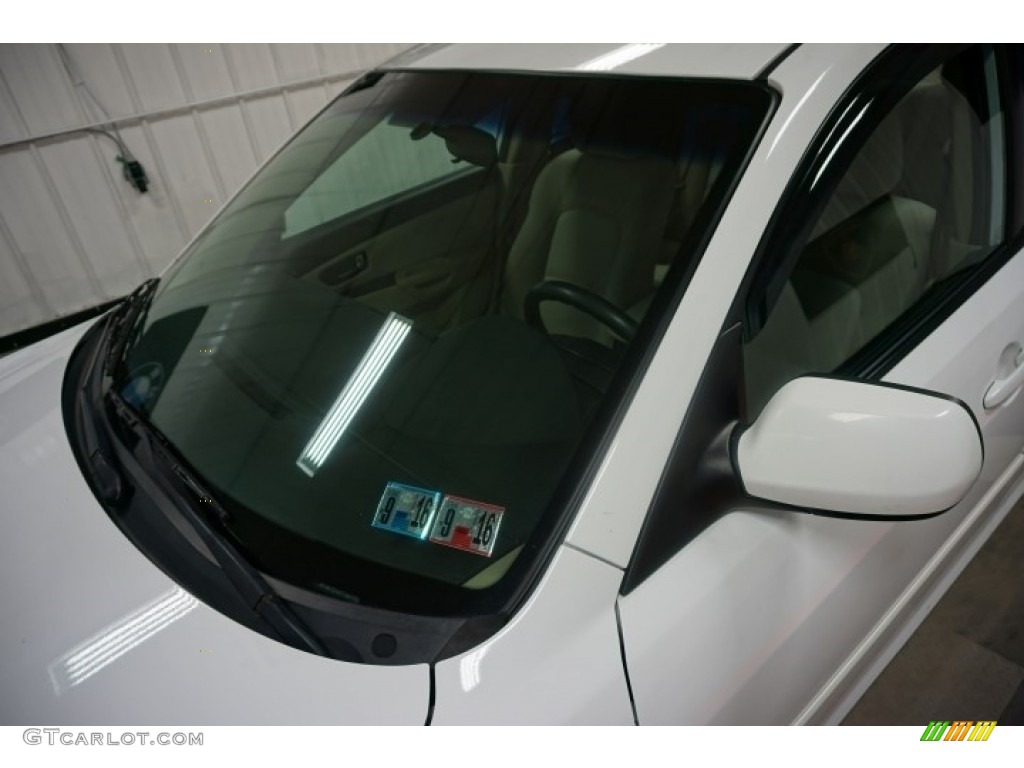 2007 MAZDA3 i Sport Sedan - Rally White / Beige photo #77