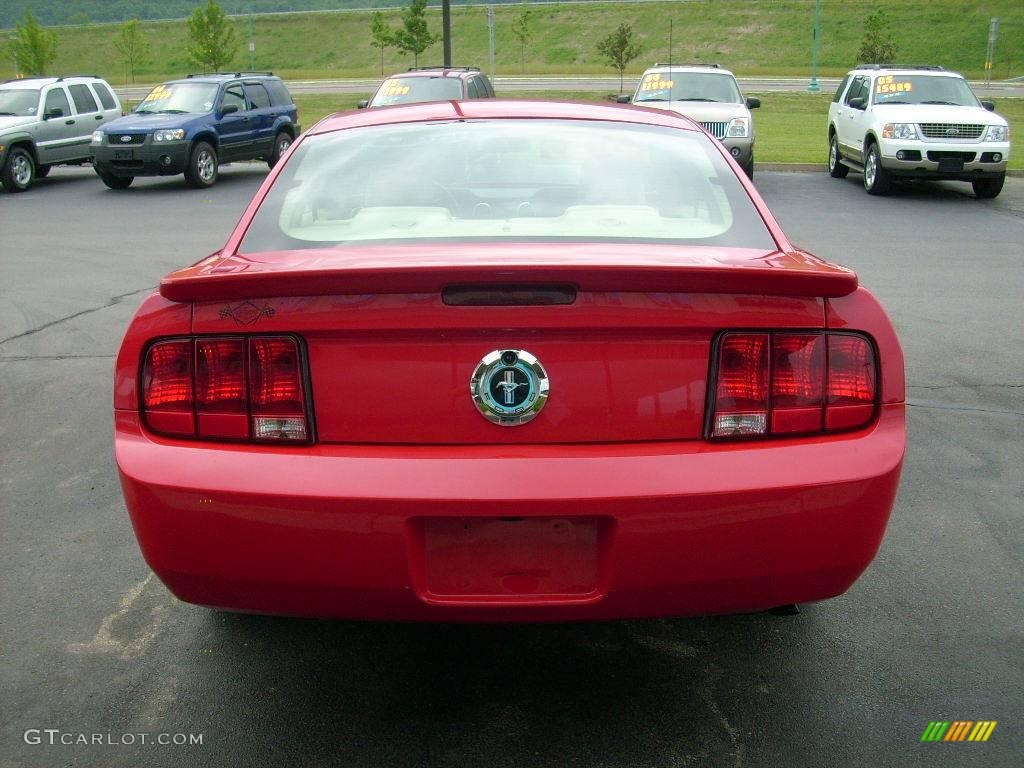 2007 Mustang V6 Deluxe Coupe - Torch Red / Medium Parchment photo #8