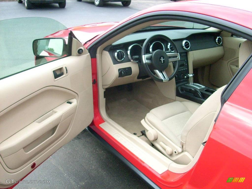 2007 Mustang V6 Deluxe Coupe - Torch Red / Medium Parchment photo #13