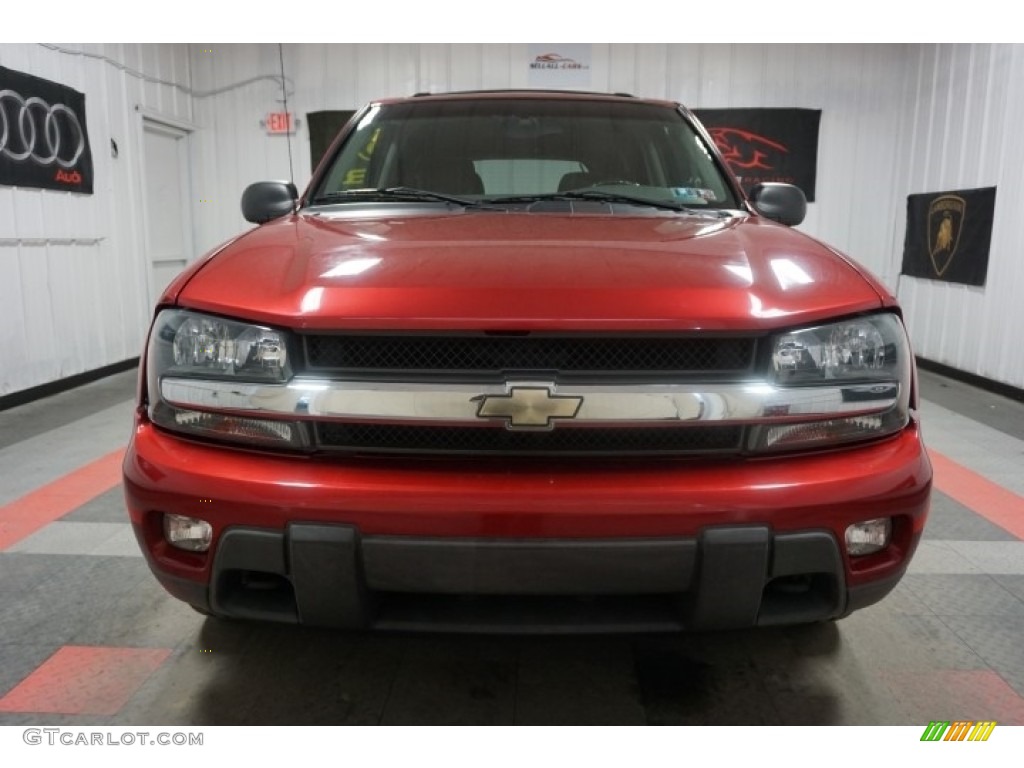 2002 TrailBlazer LT 4x4 - Majestic Red Metallic / Dark Pewter photo #4