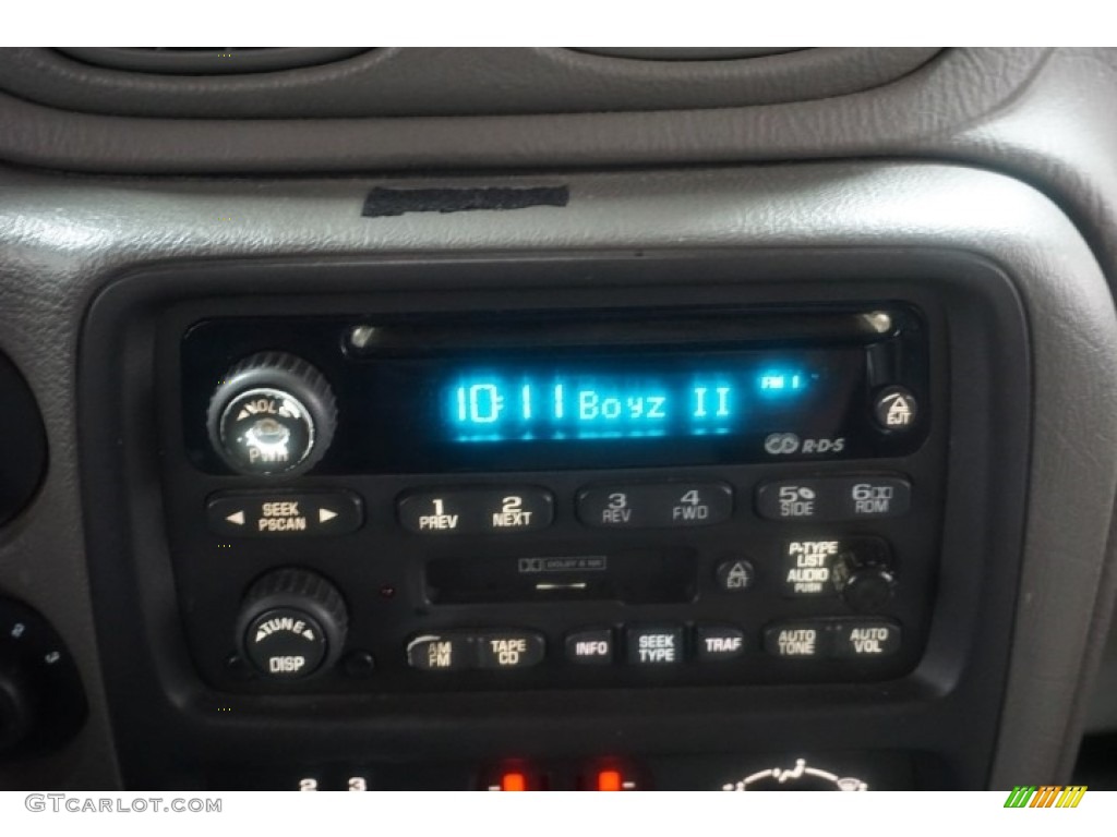 2002 TrailBlazer LT 4x4 - Majestic Red Metallic / Dark Pewter photo #36