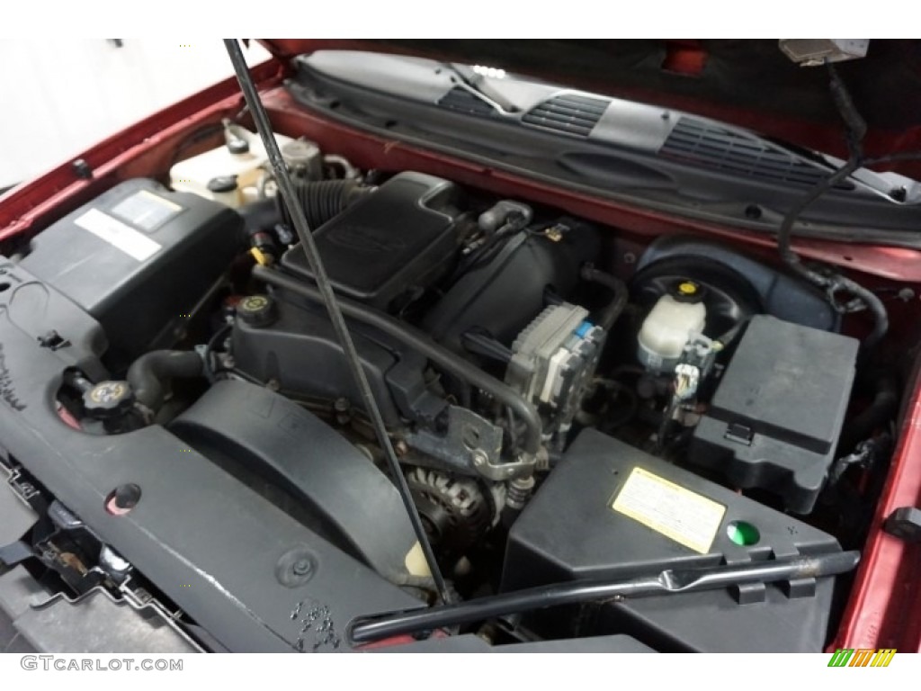 2002 TrailBlazer LT 4x4 - Majestic Red Metallic / Dark Pewter photo #46