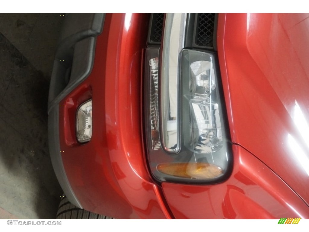 2002 TrailBlazer LT 4x4 - Majestic Red Metallic / Dark Pewter photo #47