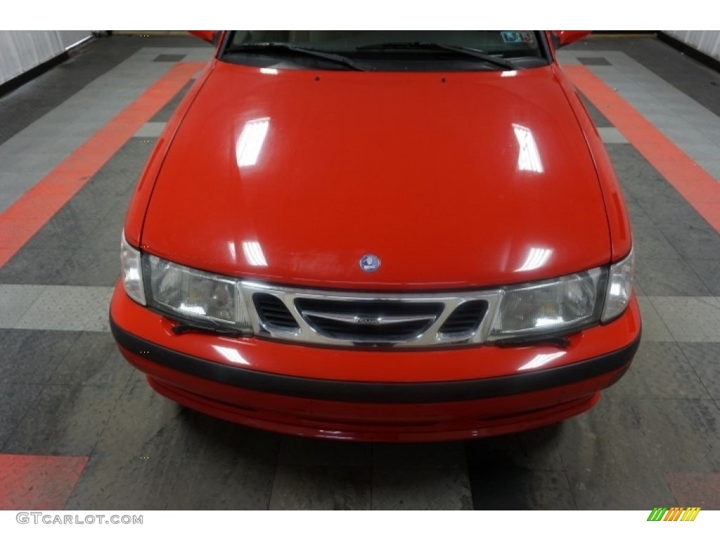 2002 9-3 SE Sedan - Laser Red / Charcoal Gray photo #51