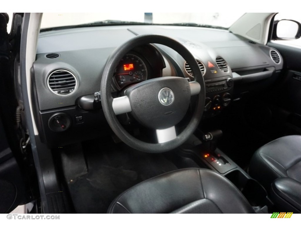 2010 New Beetle 2.5 Coupe - Black / Black photo #23
