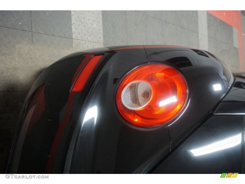 2010 New Beetle 2.5 Coupe - Black / Black photo #56