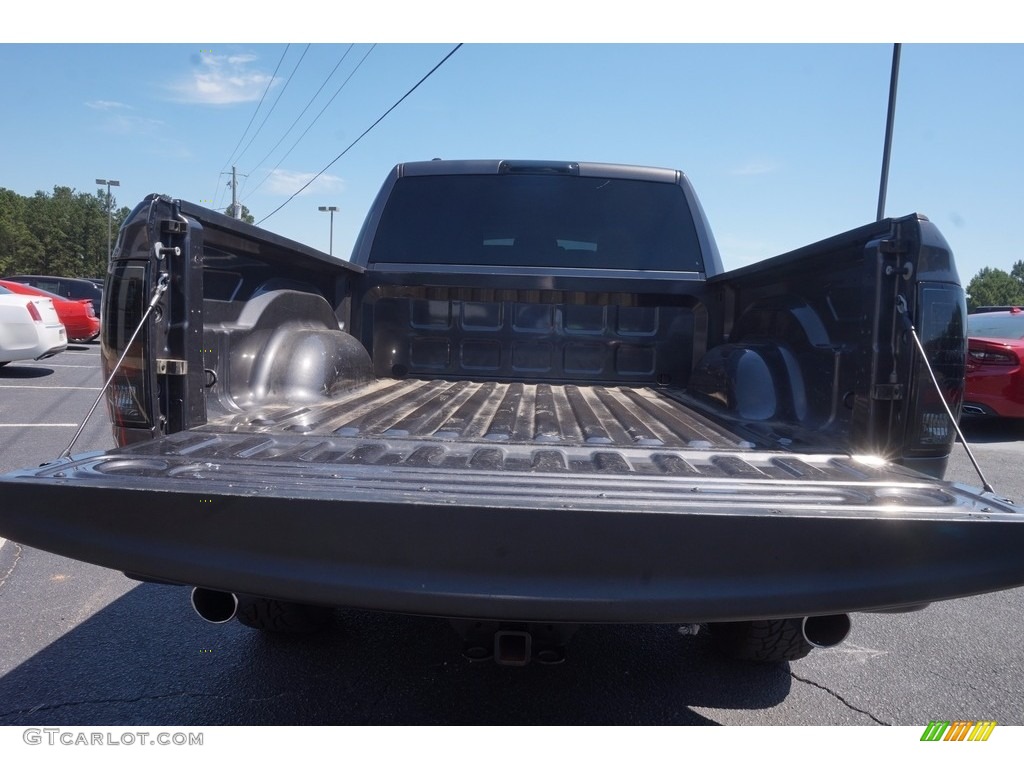 2014 1500 Express Crew Cab 4x4 - Granite Crystal Metallic / Black/Diesel Gray photo #16