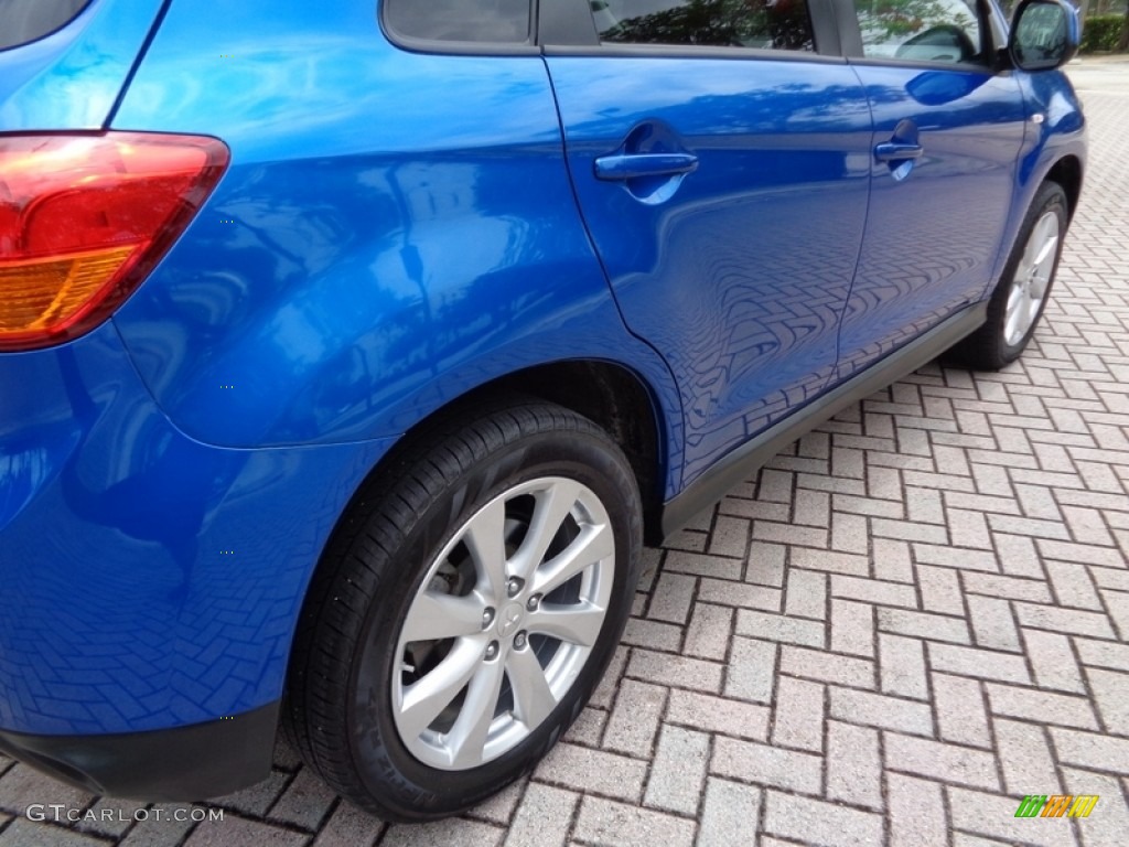 2015 Outlander Sport ES - Octane Blue / Black photo #30