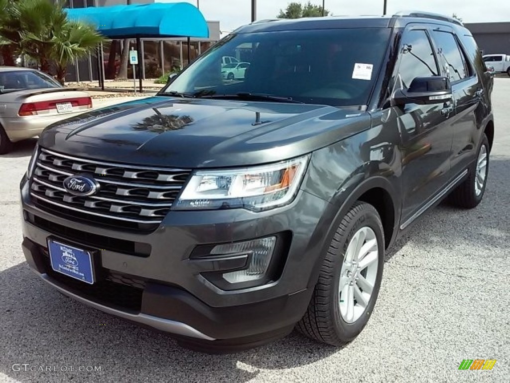 2016 Explorer XLT - Magnetic Metallic / Ebony Black photo #18