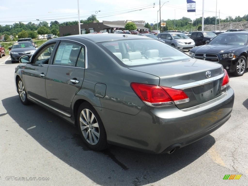 2011 Avalon Limited - Cypress Green Pearl / Ivory photo #6