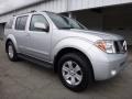 Silver Lightning Metallic - Pathfinder LE 4x4 Photo No. 8