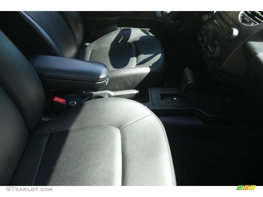 2010 New Beetle 2.5 Coupe - Black / Black photo #33
