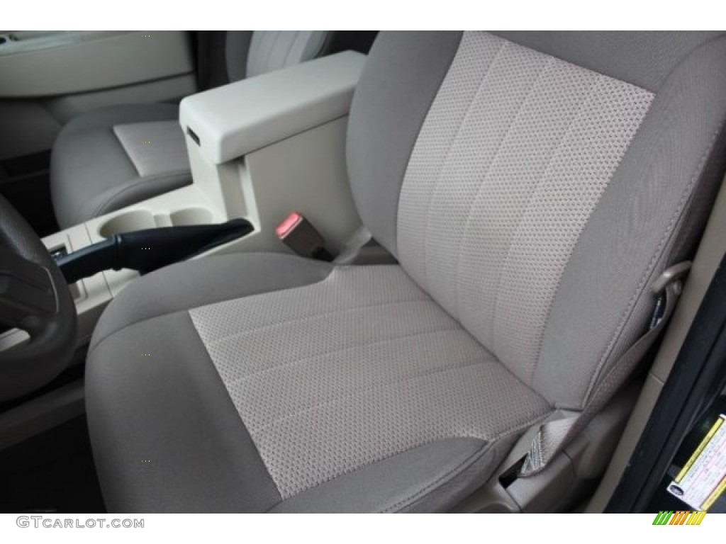 2011 Liberty Sport - Natural Green Metallic / Pastel Pebble Beige photo #9
