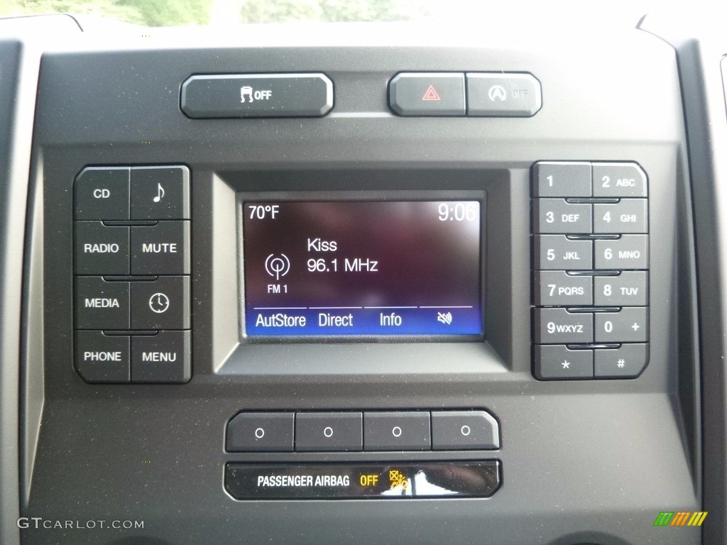 2016 F150 XL Regular Cab 4x4 - Oxford White / Medium Earth Gray photo #19