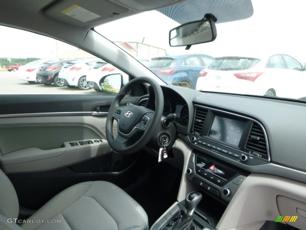 2017 Elantra SE - Silver / Gray photo #5