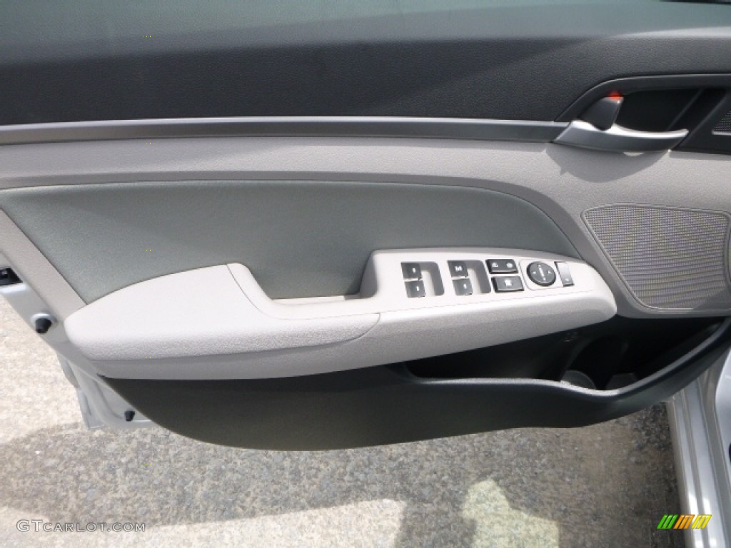 2017 Elantra SE - Silver / Gray photo #14