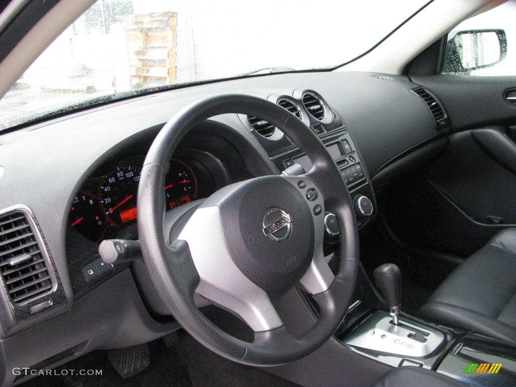 2007 Altima 2.5 S - Super Black / Charcoal photo #8