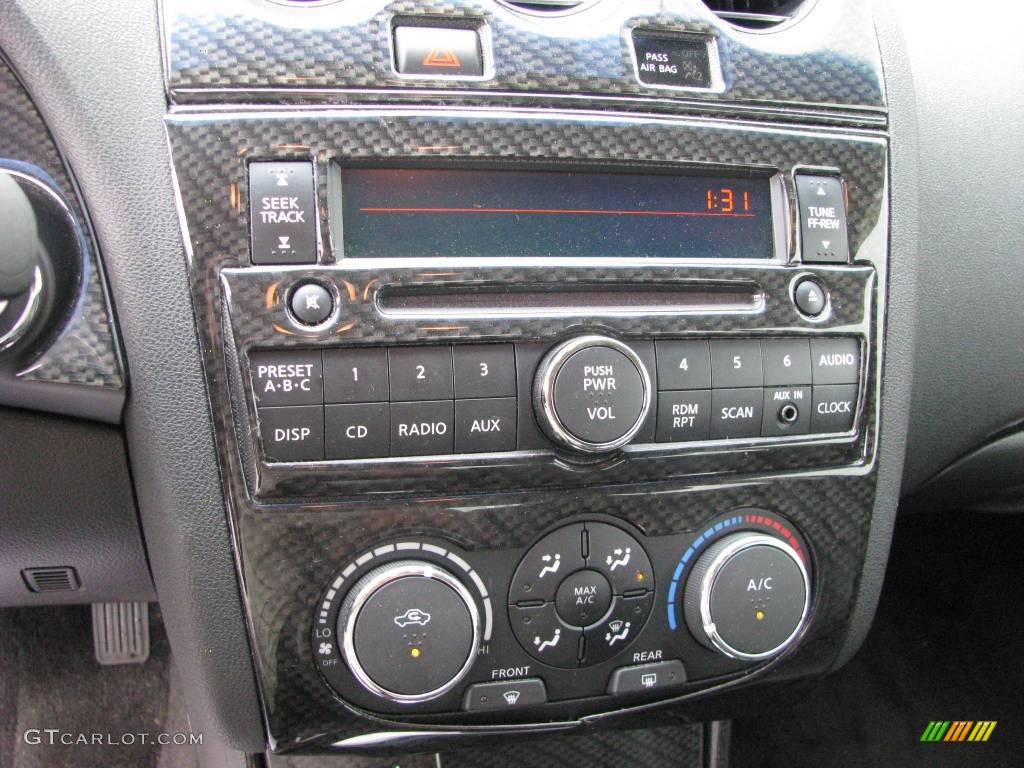 2007 Altima 2.5 S - Super Black / Charcoal photo #12
