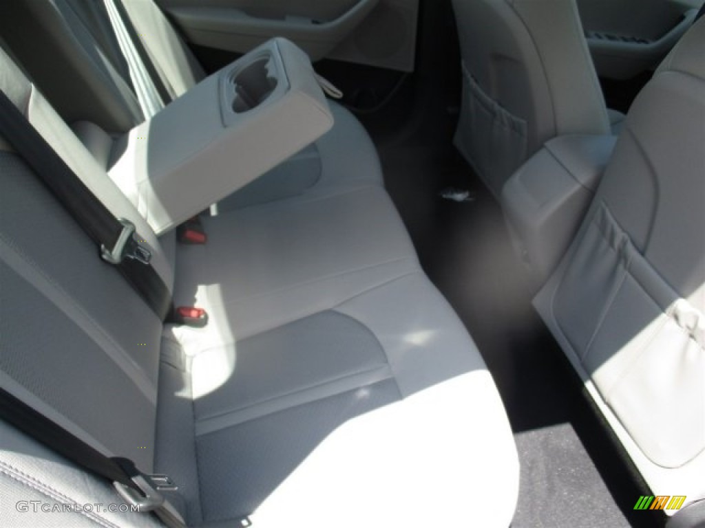 2016 Sonata SE - Venetian Red / Gray photo #14